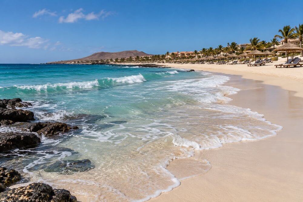 Wejście do oceanu przy hotelowej plaży na Cabo Verde